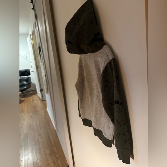 H&M 5T hoodie - Picture 4 of 6